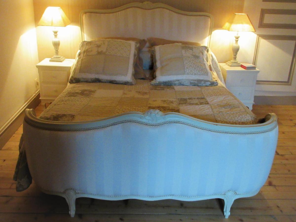 Bed and Breakfast Le Manoir Sur La Roche, 74, Impasse Du Manoir, 71520 Navour Sur Grosne D121 Clermain Exterior foto